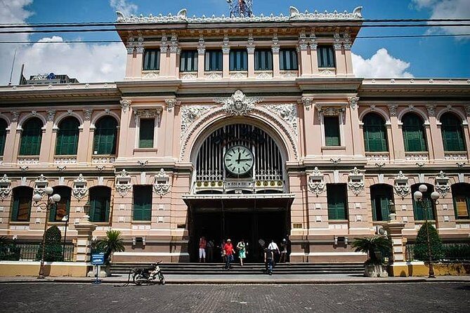 1-Day Ho Chi Minh City & Cu Chi Tunnels-Deluxe Group Of 10 Max - Lunch and Breaks: What Keeps a Long Day Comfortable