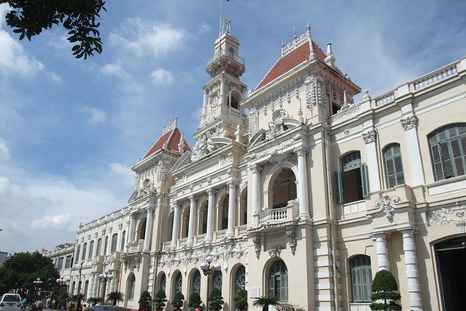 1-Day Ho Chi Minh City & Cu Chi Tunnels-Deluxe Group Of 10 Max - What This Tour Is Best For (And Who Might Want Something Else)