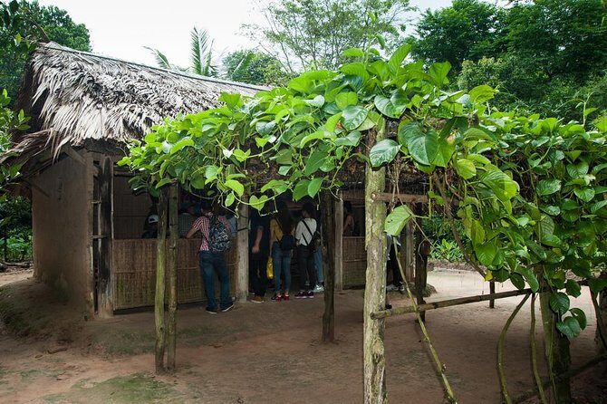 1-Day Tour of Black Virgin Mountain - Cao Dai Temple - Cu Chi Tunnels from HCMC - Cao Dai Temple in Tay Ninh: colorful faith, a tight visit window, and be-on-time energy