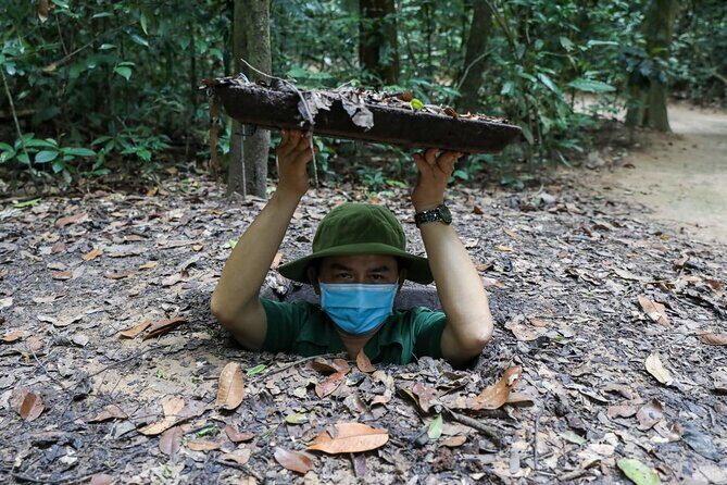Adventure Cycling & Kayak Mekong-CuChi Tunnels Private Day Tour - Transition to Cu Chi: A History Stop After River Time