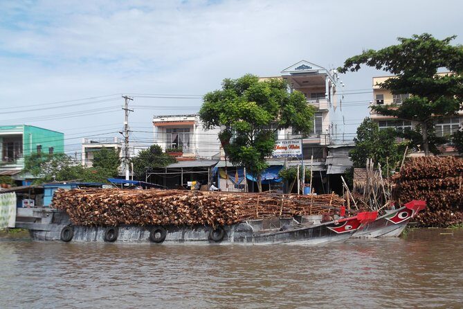 Best Private Tour Cu Chi Tunnels and Mekong Delta Full Day - My Tho lunch stop: the break that also resets the day