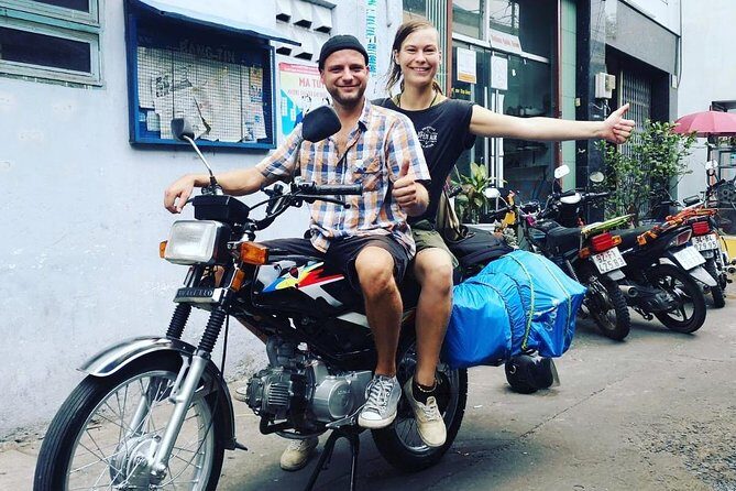 BIG BOSS Private LIMOUSINE To Cu Chi Tunnels and Mekong delta - Local lunch by the riverside: what’s included