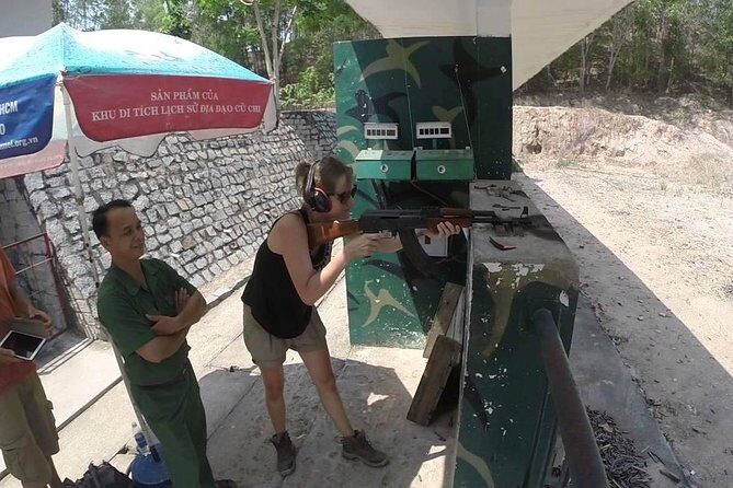 BIG BOSS Private LIMOUSINE To Cu Chi Tunnels and Mekong delta - First stop: lacquer workshop and rural agriculture photo break