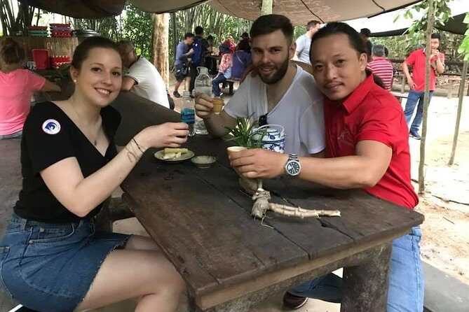 Combine Cu Chi Tunnels & City Tour by DGT - Saigon Notre-Dame Cathedral: The Photo Window Closes Fast