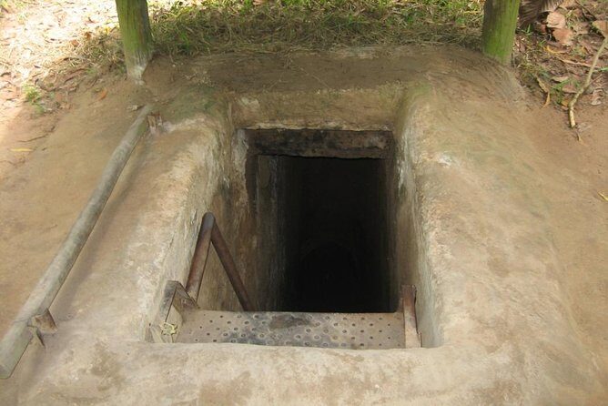 Cu Chi Tunnels and Cao Dai Temple private tour full day - When the guide is strong, the whole day clicks