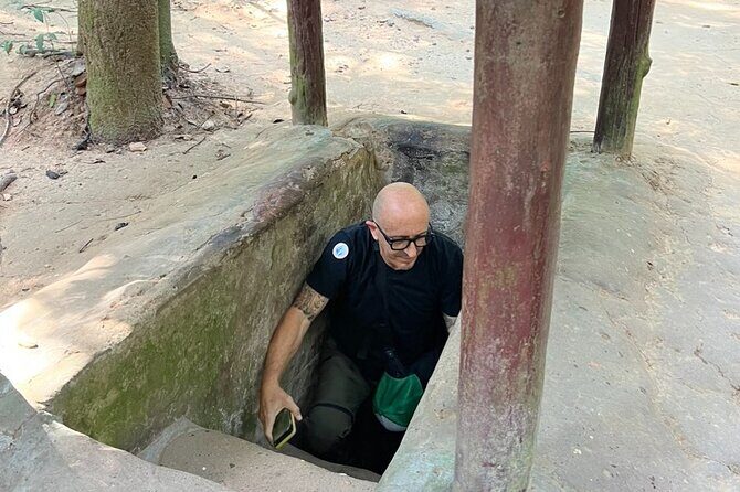 Cu Chi Tunnels by Jeep The Ultimate Off-Road War History Tour - Ho Chi Minh City to the Tunnels: What the Timing Really Means
