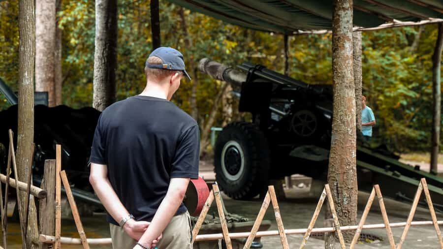Cu Chi Tunnels Guided Tour: Vietnam War History Half-Day - Morning vs afternoon and small vs big groups: choosing your day