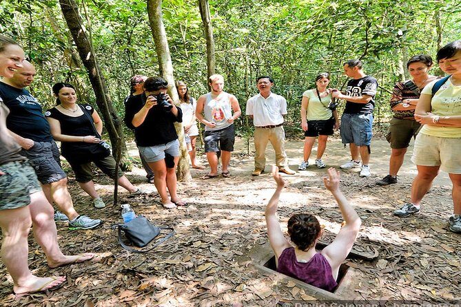 Cu Chi Tunnels - Half Day Luxury Tours - Entering the Cu Chi Tunnels: what the walkthrough feels like