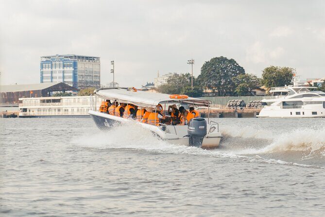 Cu Chi Tunnels & Mekong Delta Full Day By Speedboat - Breakfast on board and lunch in the countryside: food that reduces decision fatigue