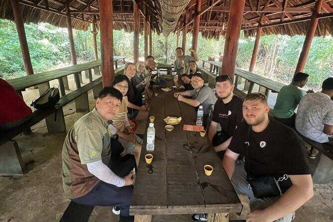 Full Day Cu Chi Tunnel and Mekong Delta Small Group with Lunch - The ride from Cu Chi to My Tho: shifting gears