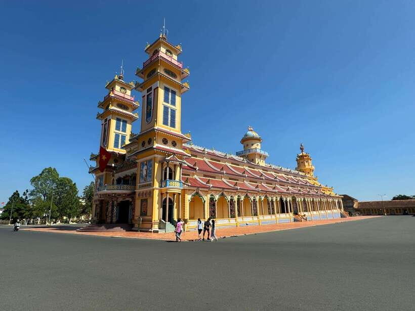 HCM: Cu Chi Tunnels, Cao Dai Temple, Black Virgin Mountain - Key moments that make this day trip worth your time