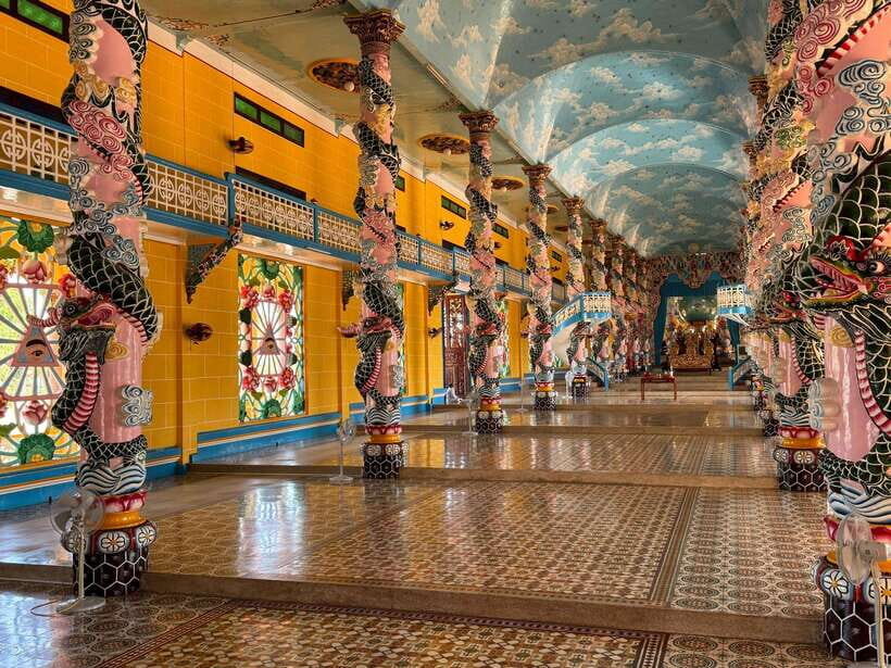 HCM: Cu Chi Tunnels, Cao Dai Temple, Black Virgin Mountain - Cao Dai Temple at noon: the Eye of God ceremony and temple symbolism
