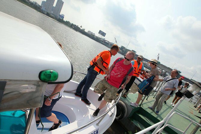Luxury Speedboat 2 Ways from Ho Chi Minh city to Cu Chi Tunnels - What the guide brings to Cu Chi (not just facts)