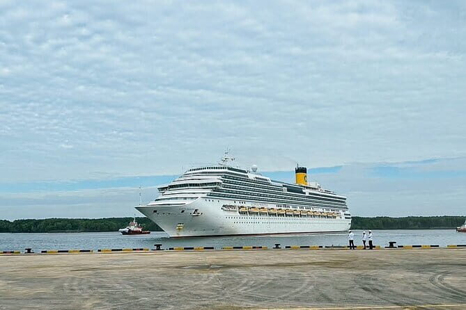 Private Shore Excursion: Cu Chi Tunnels & Ho Chi Minh City from Phu My Port - Optional Extra Time in Ho Chi Minh City: Landmarks If Your Ship Allows It