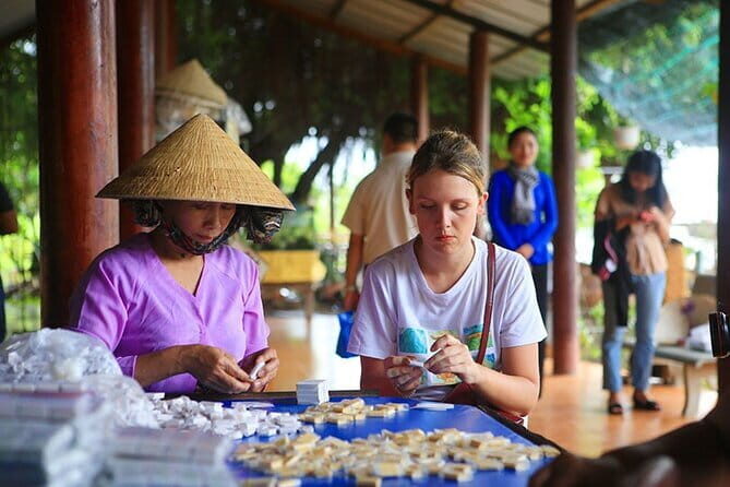 Tay Ninh – Cao Dai & Ba Den Mountain + Optional Cu Chi Tunnels - Lunch in Tay Ninh: The Break You’ll Appreciate Mid-Trip