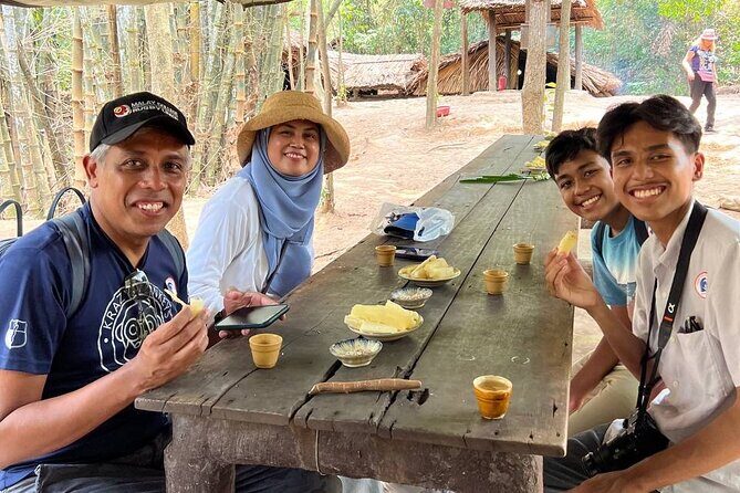 VIP Tour: Cu Chi Tunnels Half Day | Option: Real Shooting Guns - District 1 pickup and getting there without Saigon chaos
